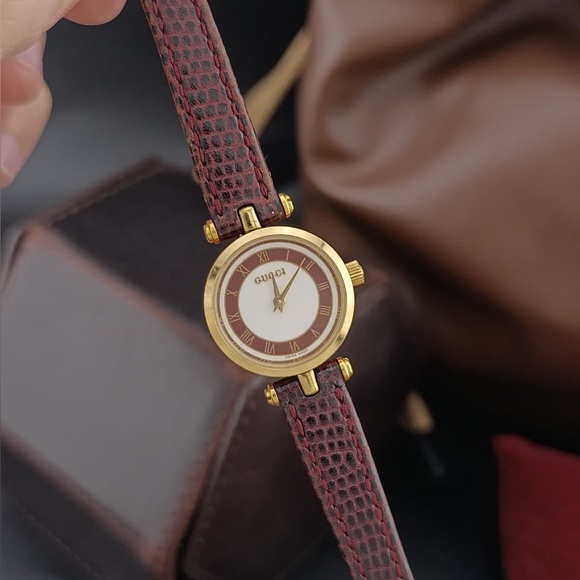 Vintage Gucci 2000L Women’s Dress Watch - Picture 3 of 12
